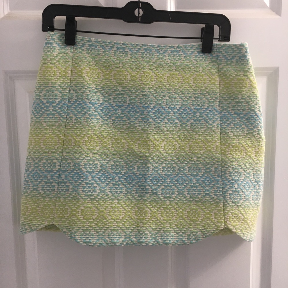 hutch skirt